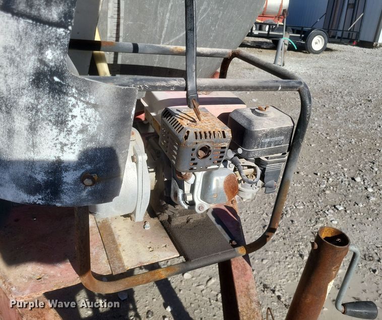 image for item DQ3849 Tank trailer