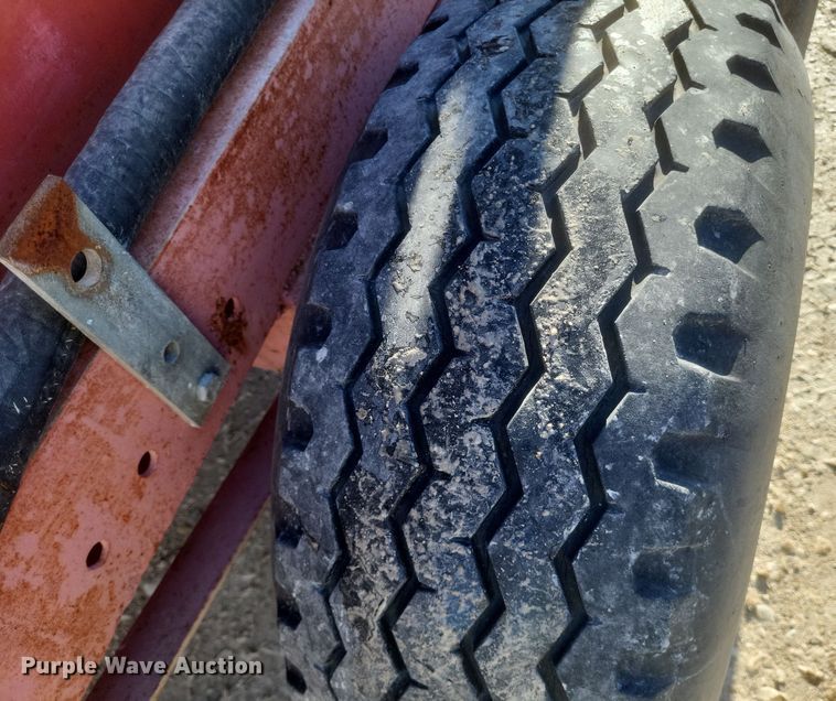 image for item DQ3849 Tank trailer