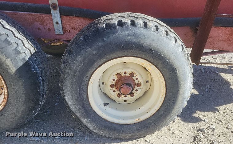 image for item DQ3849 Tank trailer