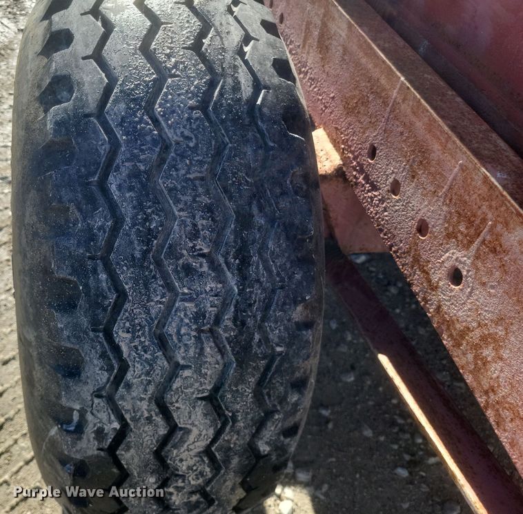 image for item DQ3849 Tank trailer