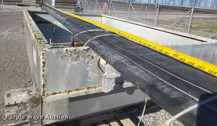 image for item DQ3850 New Leader L4000G4 spreader