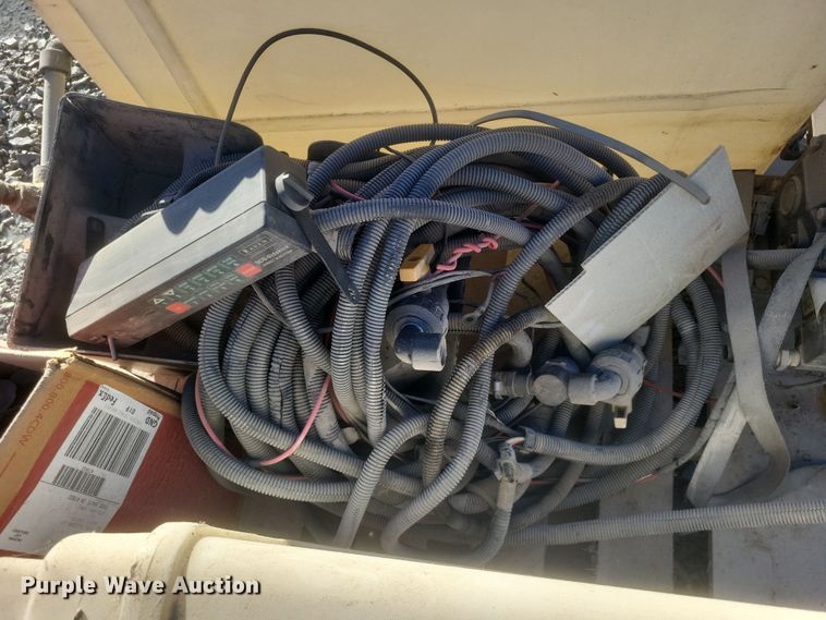 image for item DQ3859 Applicator parts