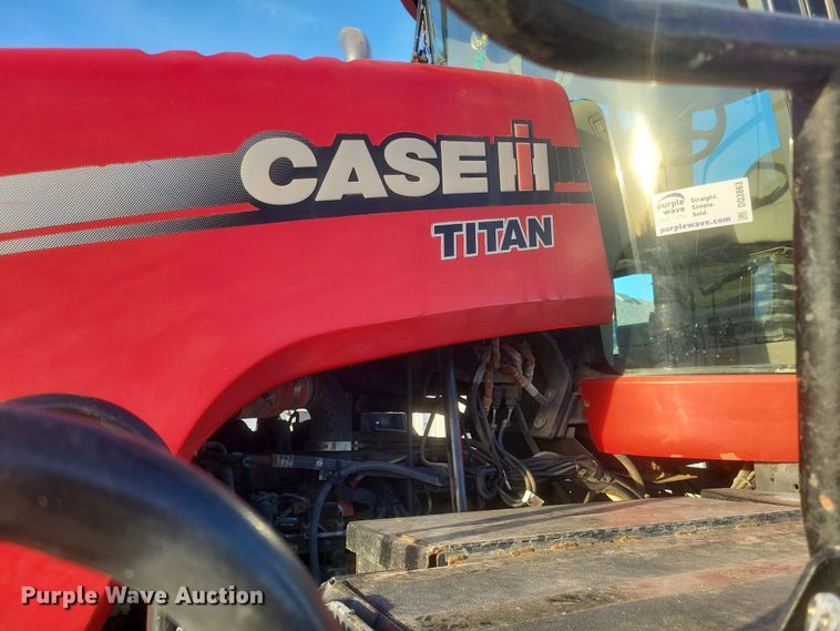 image for item DQ3863 2010 Case IH Titan 4520 spreader