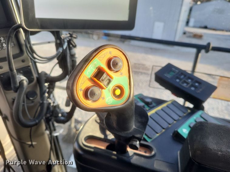 image for item DQ3863 2010 Case IH Titan 4520 spreader