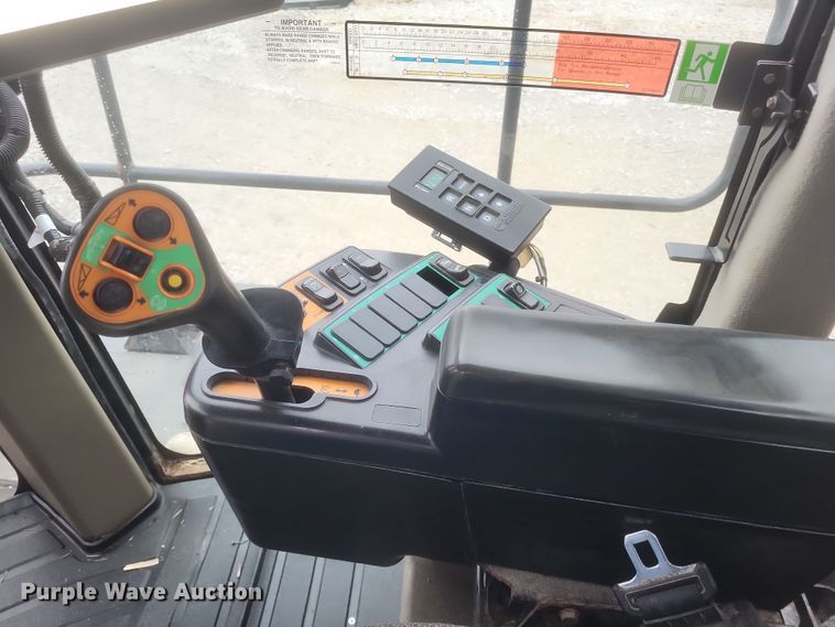 image for item DQ3867 2011 Case IH 4020 spreader