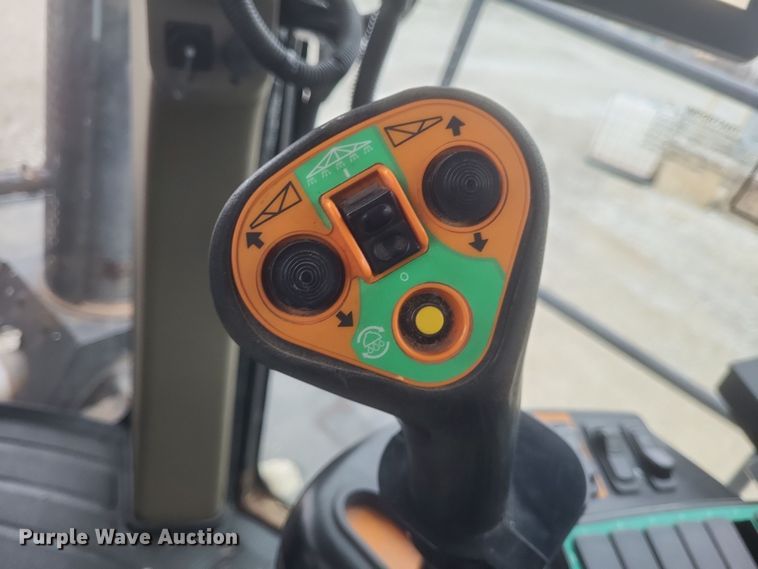 image for item DQ3867 2011 Case IH 4020 spreader