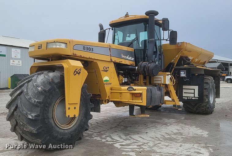 image for item DQ3869 2011 TerraGator 8303 spreader