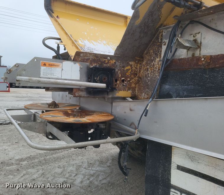 image for item DQ3869 2011 TerraGator 8303 spreader