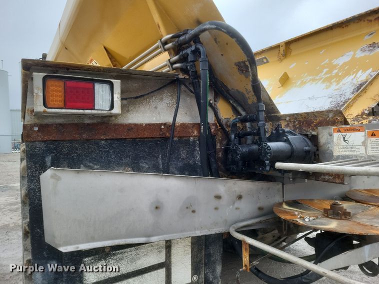 image for item DQ3869 2011 TerraGator 8303 spreader