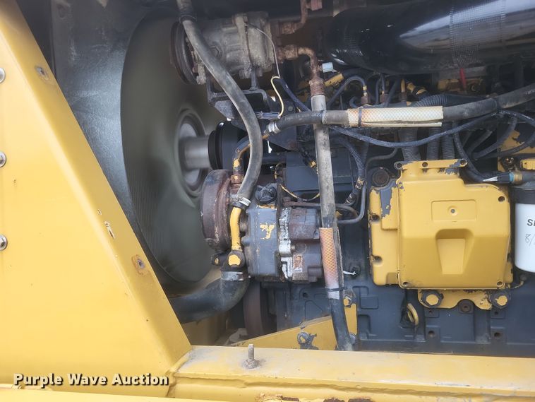 image for item DQ3869 2011 TerraGator 8303 spreader