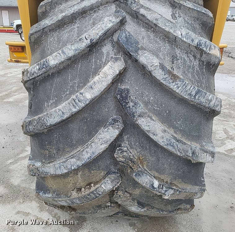 image for item DQ3869 2011 TerraGator 8303 spreader