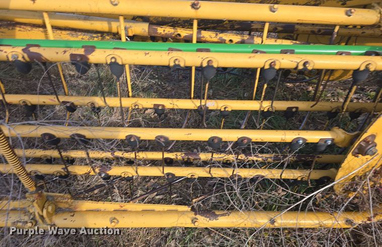image for item DQ5352 Vermeer R23 Twin Rake hay rake