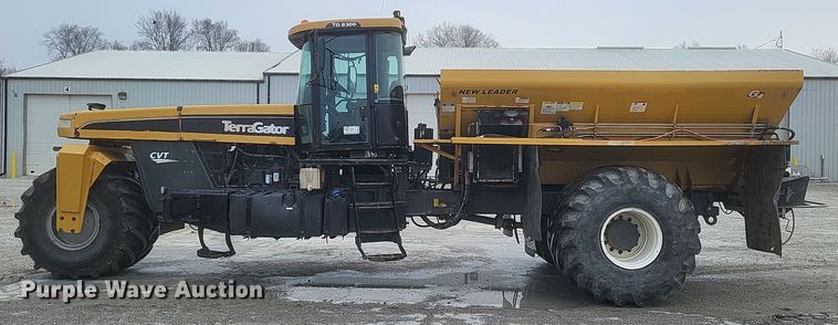 image for item DS5175 2014 TerraGator 8300 spreader
