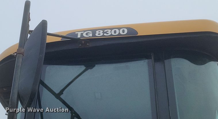 image for item DS5175 2014 TerraGator 8300 spreader