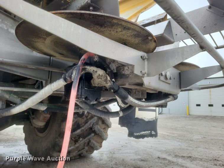 image for item DS5175 2014 TerraGator 8300 spreader