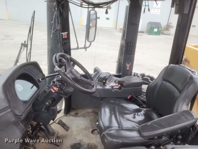 image for item DS5175 2014 TerraGator 8300 spreader