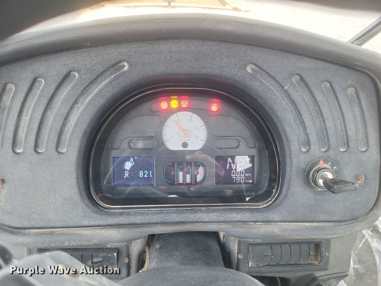 image for item DS5175 2014 TerraGator 8300 spreader