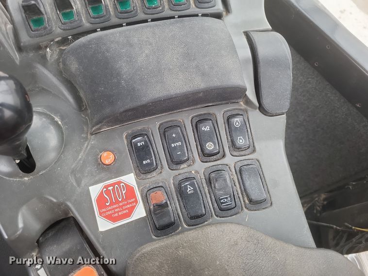 image for item DS5175 2014 TerraGator 8300 spreader