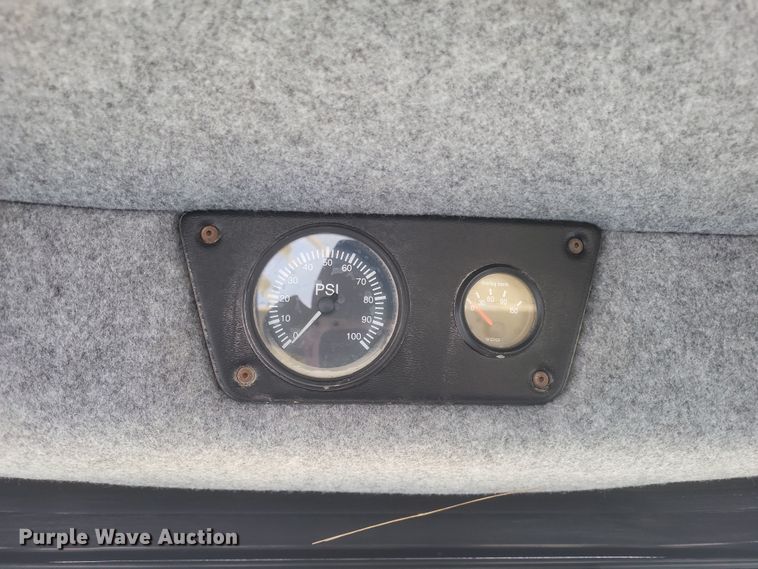 image for item DS5175 2014 TerraGator 8300 spreader