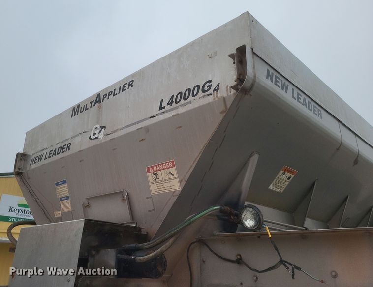 image for item DS5177 2012 Case IH Titan 3030  spreader