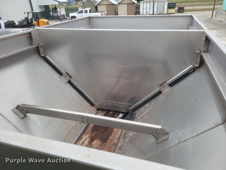 image for item DS5177 2012 Case IH Titan 3030  spreader