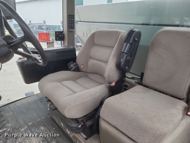 image for item DS5177 2012 Case IH Titan 3030  spreader