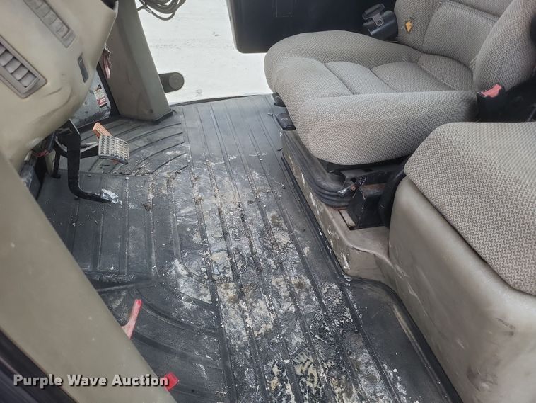 image for item DS5177 2012 Case IH Titan 3030  spreader