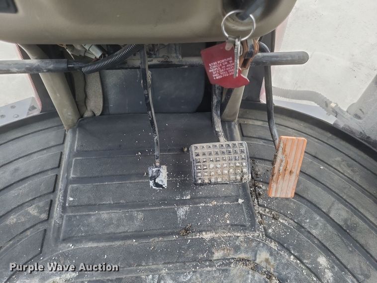 image for item DS5177 2012 Case IH Titan 3030  spreader