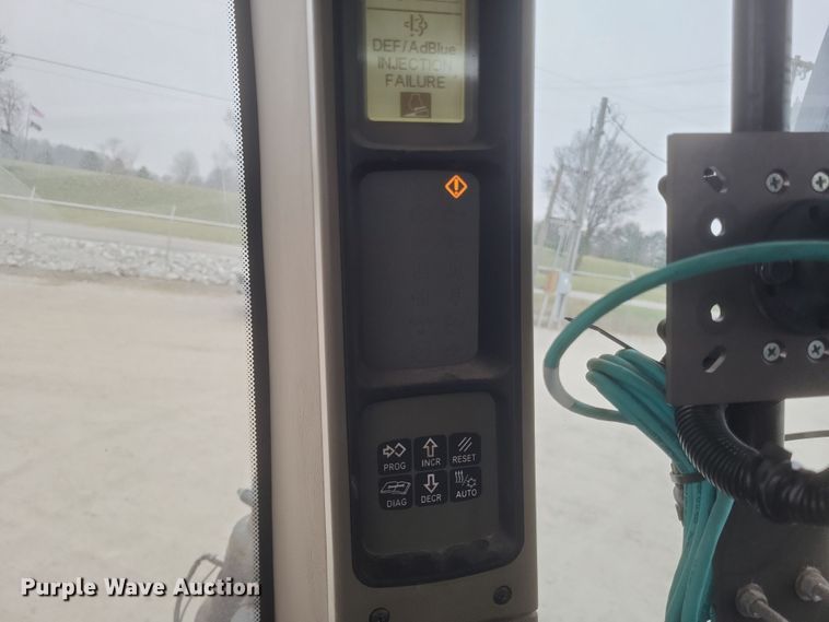 image for item DS5177 2012 Case IH Titan 3030  spreader