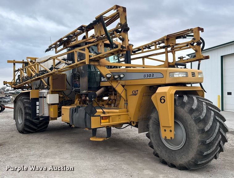 image for item DW2448 2011 TerraGator 8303 sprayer