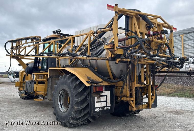 image for item DW2448 2011 TerraGator 8303 sprayer