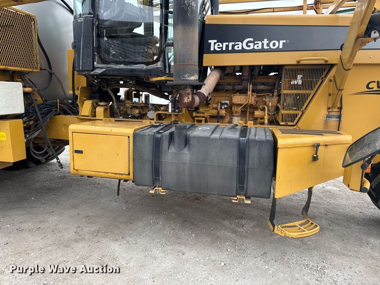 image for item DW2448 2011 TerraGator 8303 sprayer
