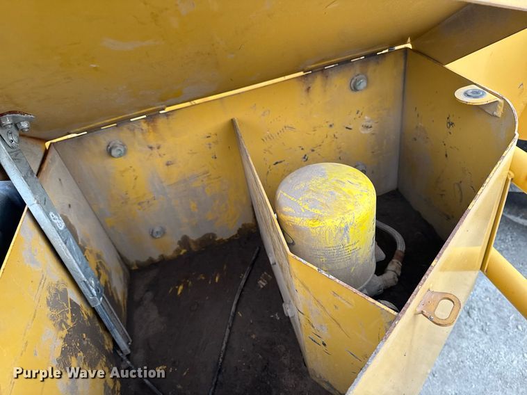 image for item DW2448 2011 TerraGator 8303 sprayer