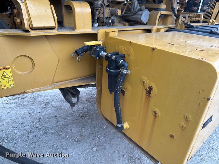 image for item DW2448 2011 TerraGator 8303 sprayer