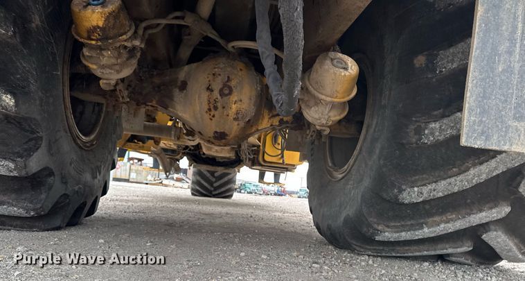 image for item DW2448 2011 TerraGator 8303 sprayer