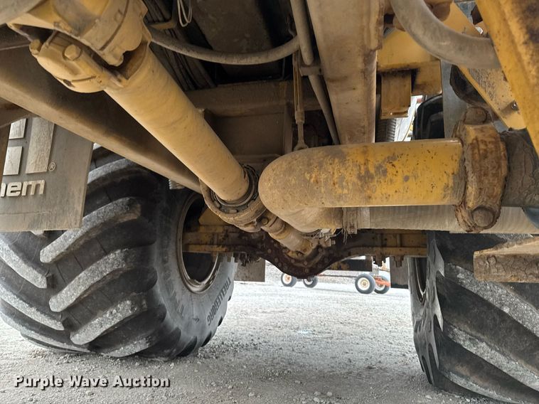 image for item DW2448 2011 TerraGator 8303 sprayer