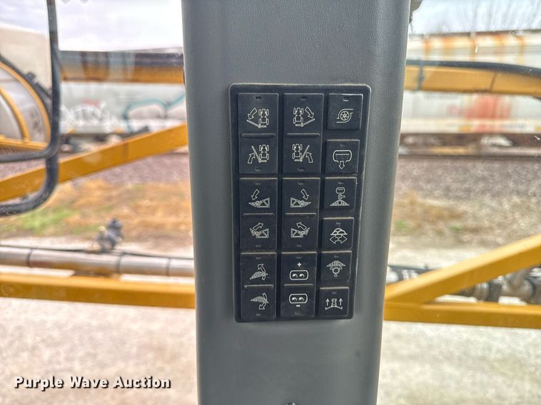 image for item DW2448 2011 TerraGator 8303 sprayer