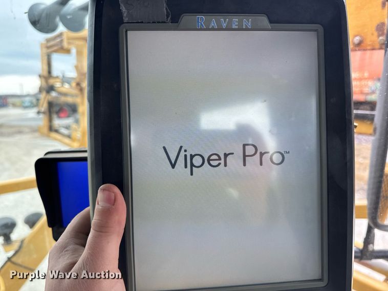 image for item DW2448 2011 TerraGator 8303 sprayer