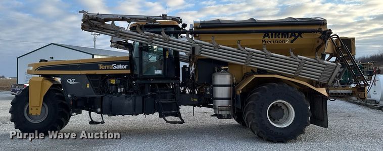 image for item DW2449 2015 TerraGator 8300B applicator