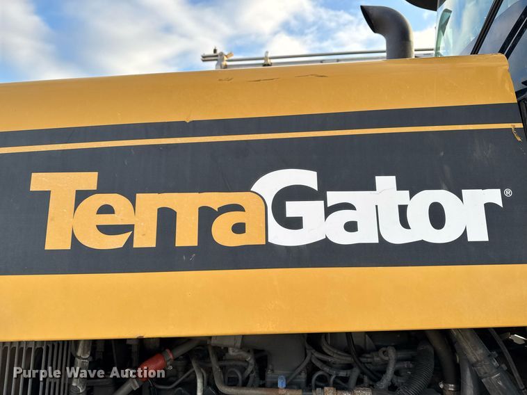 image for item DW2449 2015 TerraGator 8300B applicator