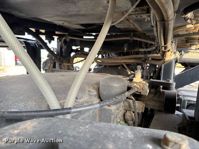 image for item DW2449 2015 TerraGator 8300B applicator