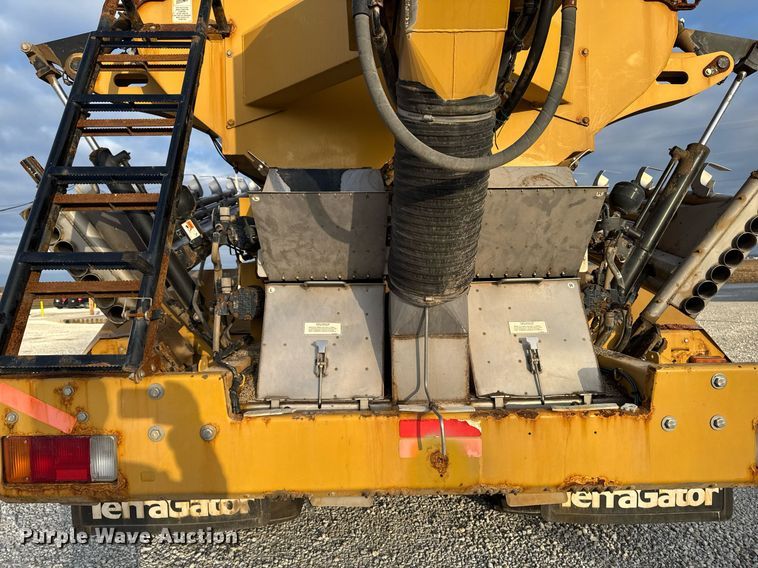 image for item DW2449 2015 TerraGator 8300B applicator