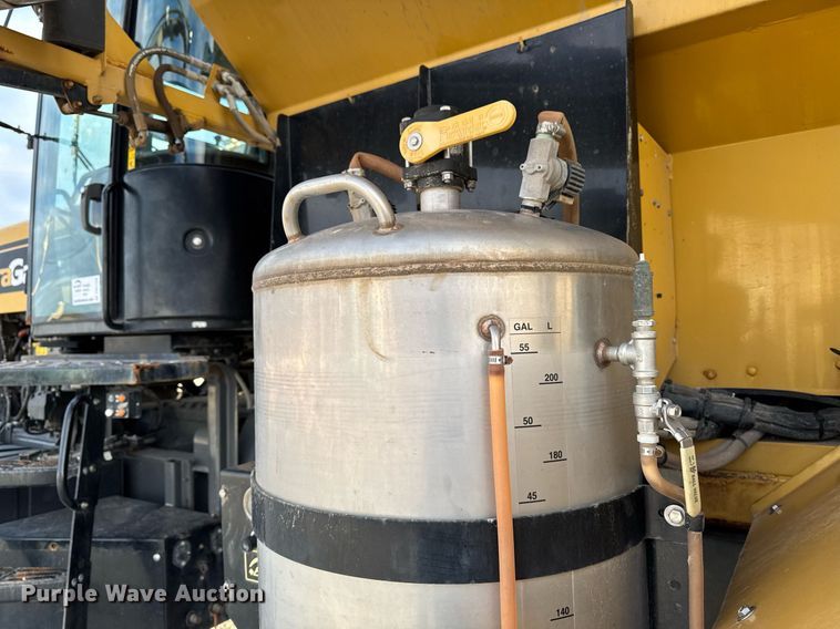 image for item DW2449 2015 TerraGator 8300B applicator