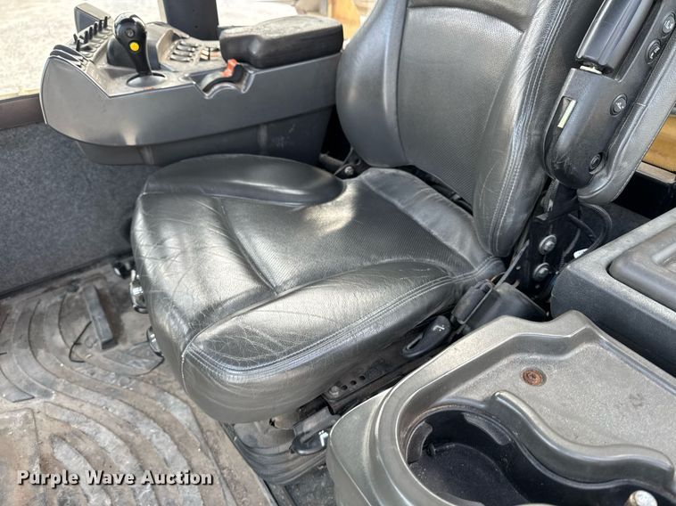 image for item DW2449 2015 TerraGator 8300B applicator