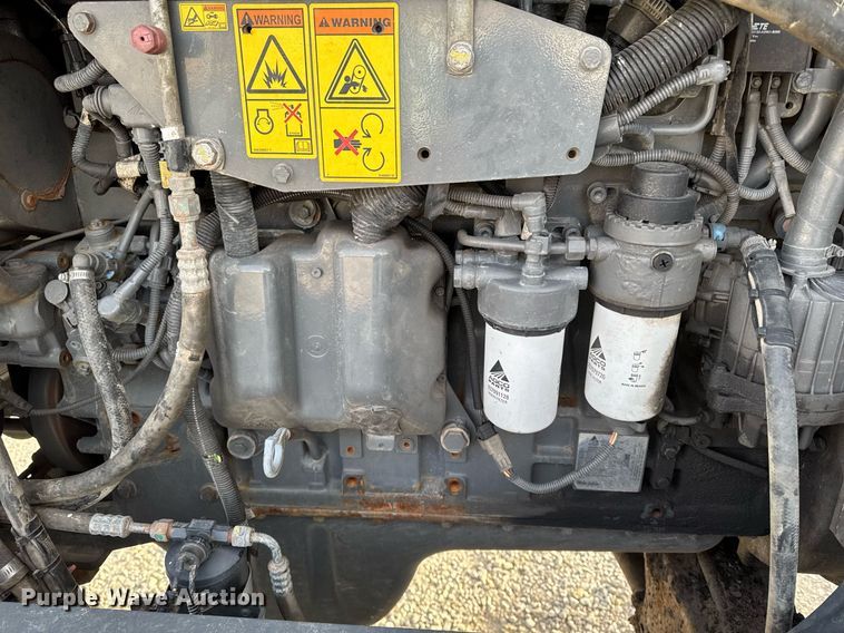 image for item DW2449 2015 TerraGator 8300B applicator