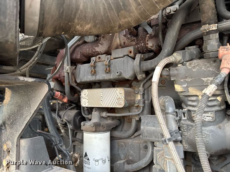 image for item DW2449 2015 TerraGator 8300B applicator