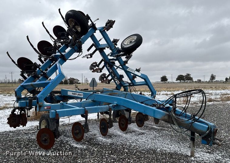 image for item DW2454 DMI Nutri-Placr 4300 NH3 applicator