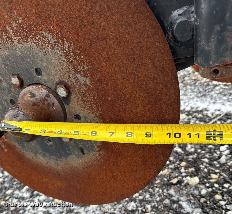 image for item DW2454 DMI Nutri-Placr 4300 NH3 applicator