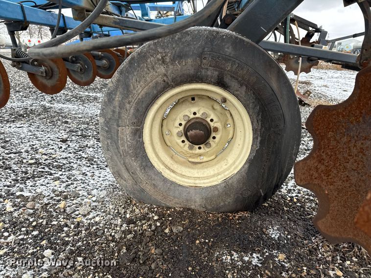 image for item DW2454 DMI Nutri-Placr 4300 NH3 applicator