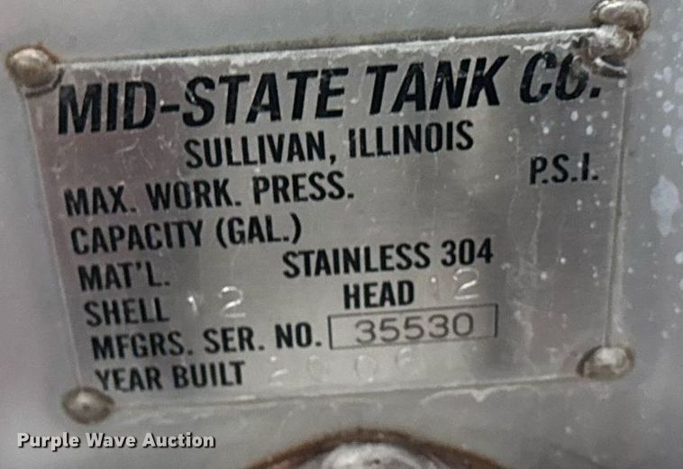 image for item DW2457 Case IH 610 liquid sprayer bed